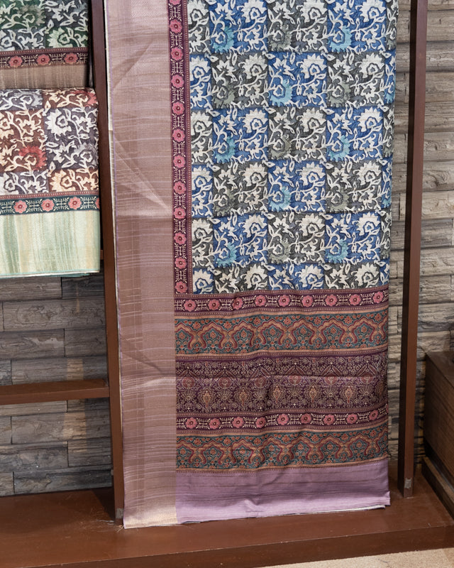 Dabu Print Semi Tussar Handloom Saree Of Four Different Color.