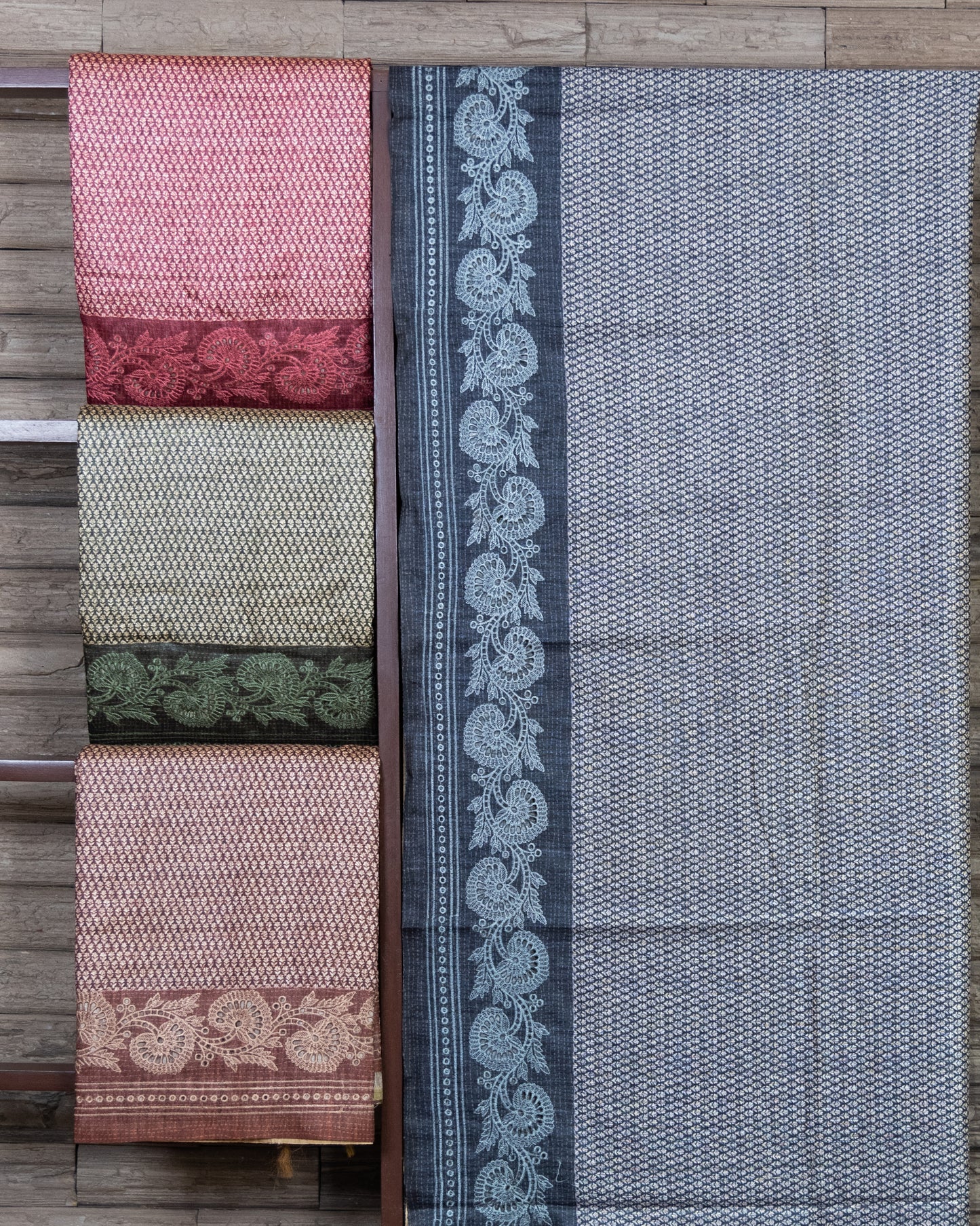 Beautiful Digital Print Semi Tussar Saree With Small Butis & Cutwork Border