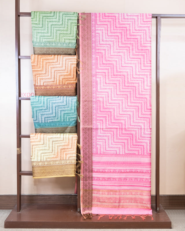 Chanderi Geometric Digital Print Saree With Benarasi Jacquard Border Of Five Different Color. 